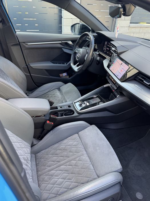 Audi A3  45tfsiE