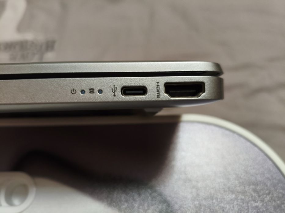 Hp   AMD Ryzen 5 5500U