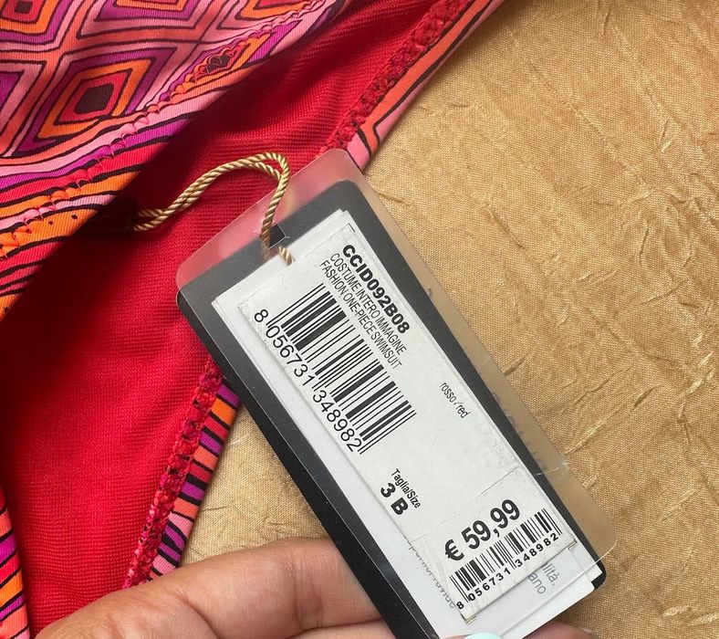 НОВ Цял изрязан бански Yamamay