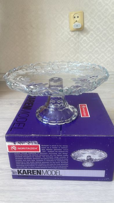 Продаются вазы..