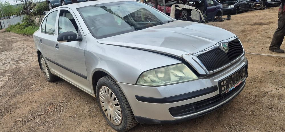 Piese de Skoda Octavia 2 2008 nonfacelift 1.6 FSi benzina hatchback
