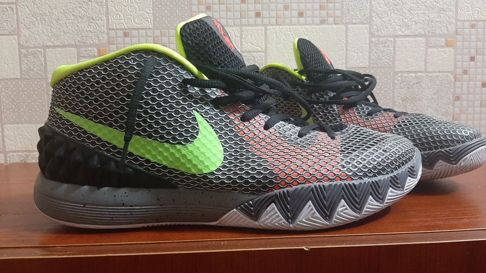 Баскетбольные кроссовки, Kyrie 1