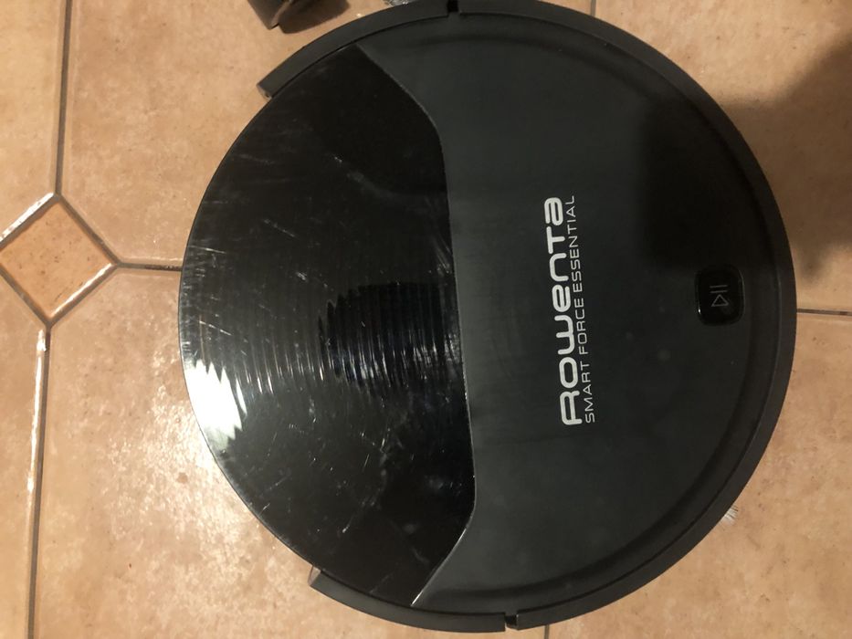 Прахосмукачка робот Rowenta Smart Force Essential