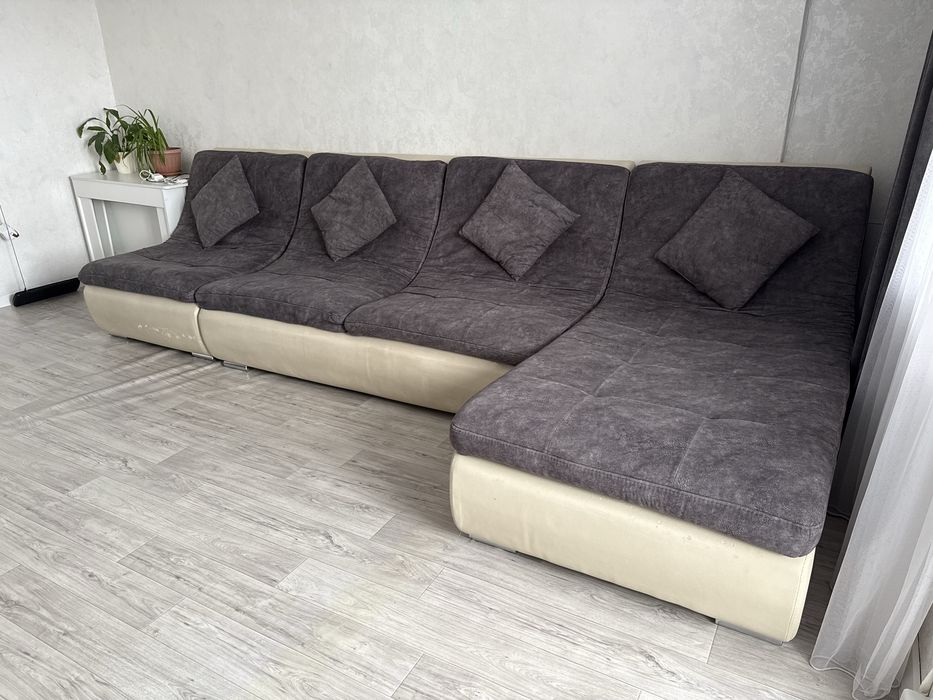 Продаем угловой диван