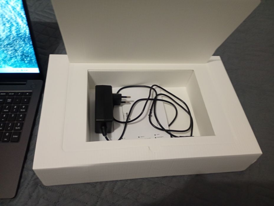 Продам ноутбук acer e10