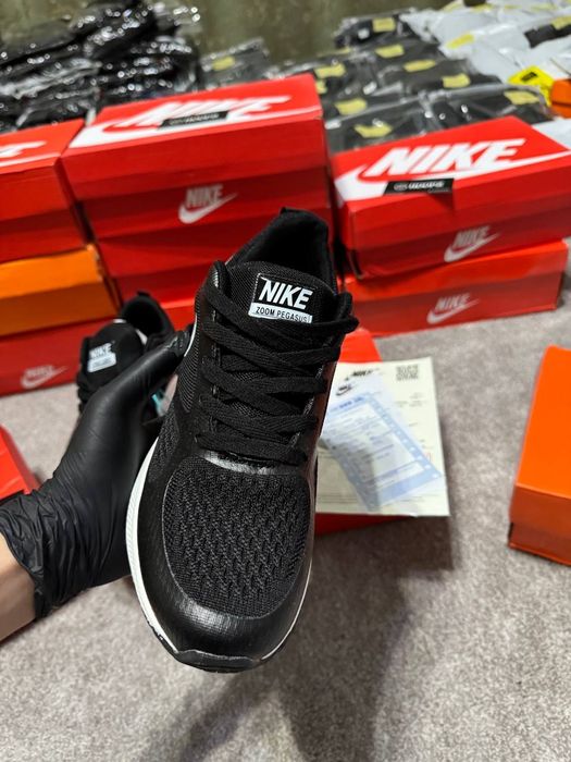 Nike кроссовки / для бега / для ходьбы