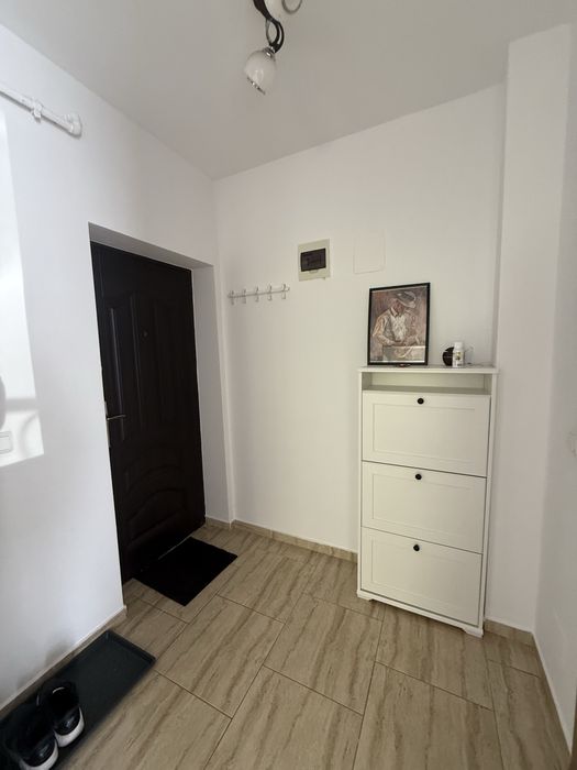 Apartament 1 camera de vanzare - GIROC