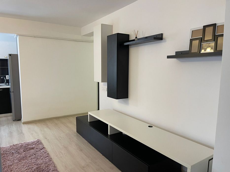 Moldova mall-Inchiriez apartament 3 camere etaj 1 Boxa depozitare - loc parcare Valea Lupului