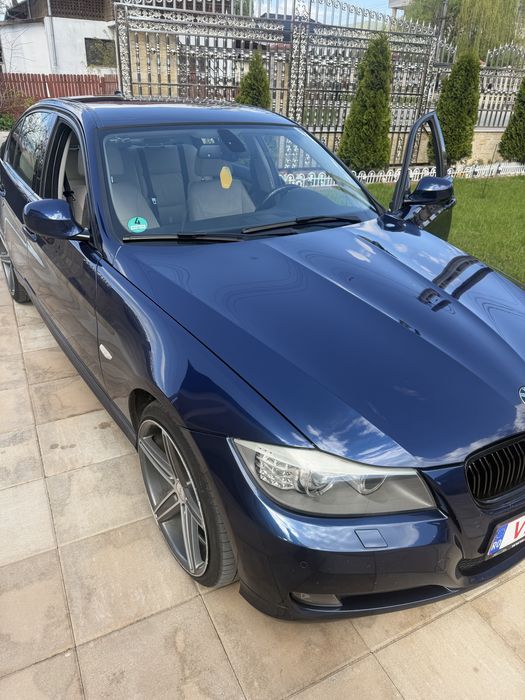 Vand sau schimb Bmw 320 d 2011 numere rosii valabiele 2 luni