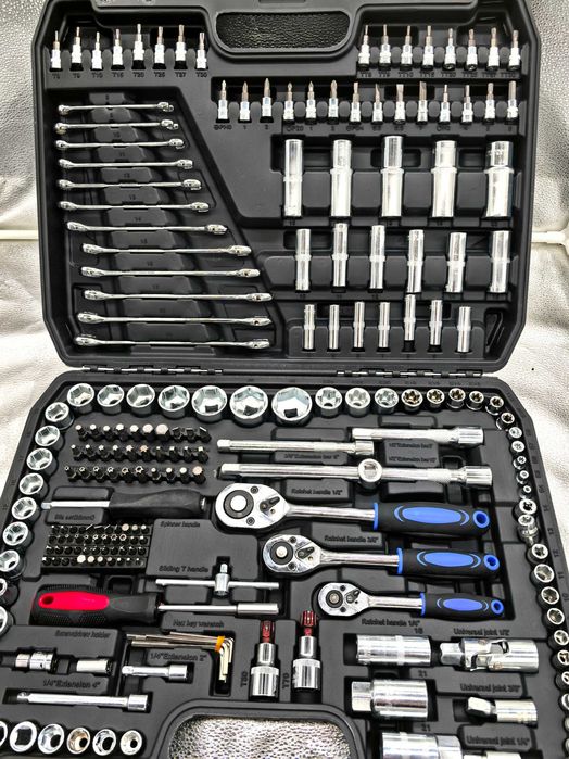 Set scule complet 216 piese Supamaster 399 lei