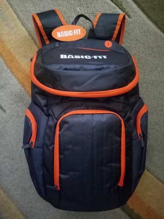 Голяма спортна раница BASIC-FIT нова
