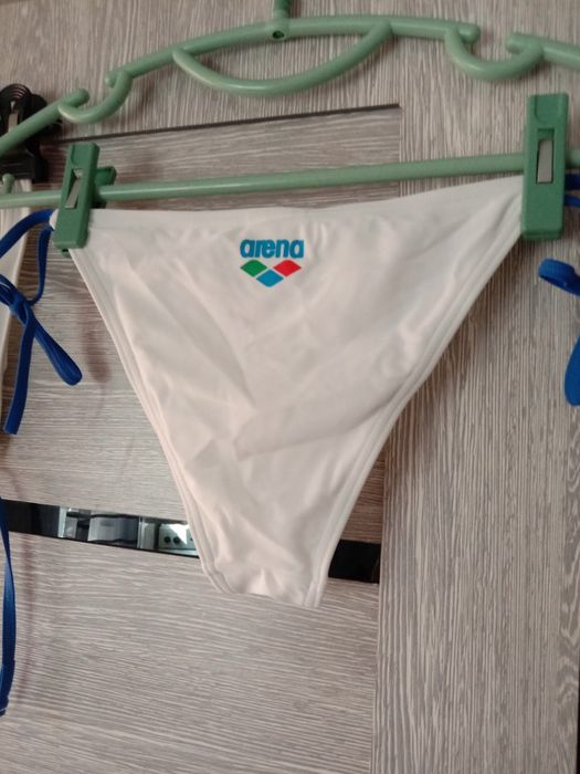 Распродажа! Купальник известного бренда Arena