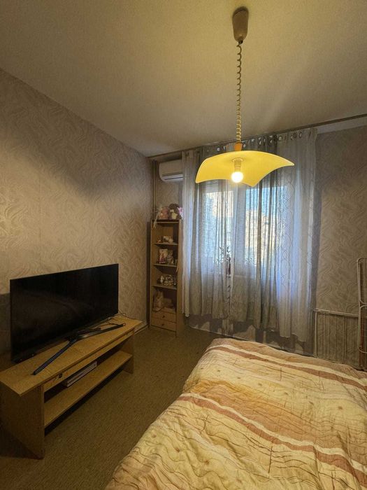 Продава се Тристаен апартамент в Пловдив, Каменица 2 - 94 кв.м за 1979 €/кв.м - Снимка #4