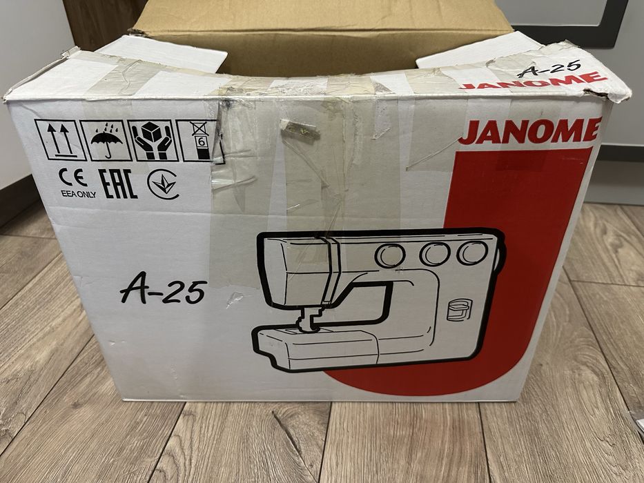 Продам швейную машинку