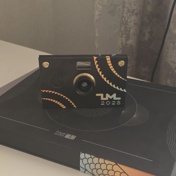 Компактная камера PaperShoot