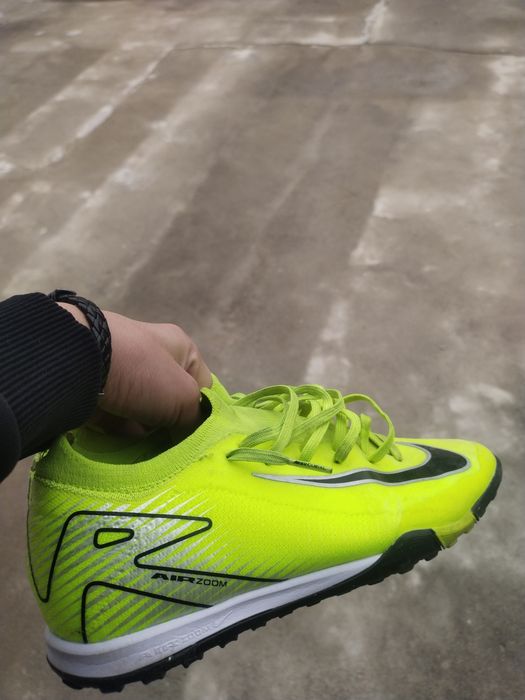 Айр зум ветрам ,Air zoom vetnam сороконожки