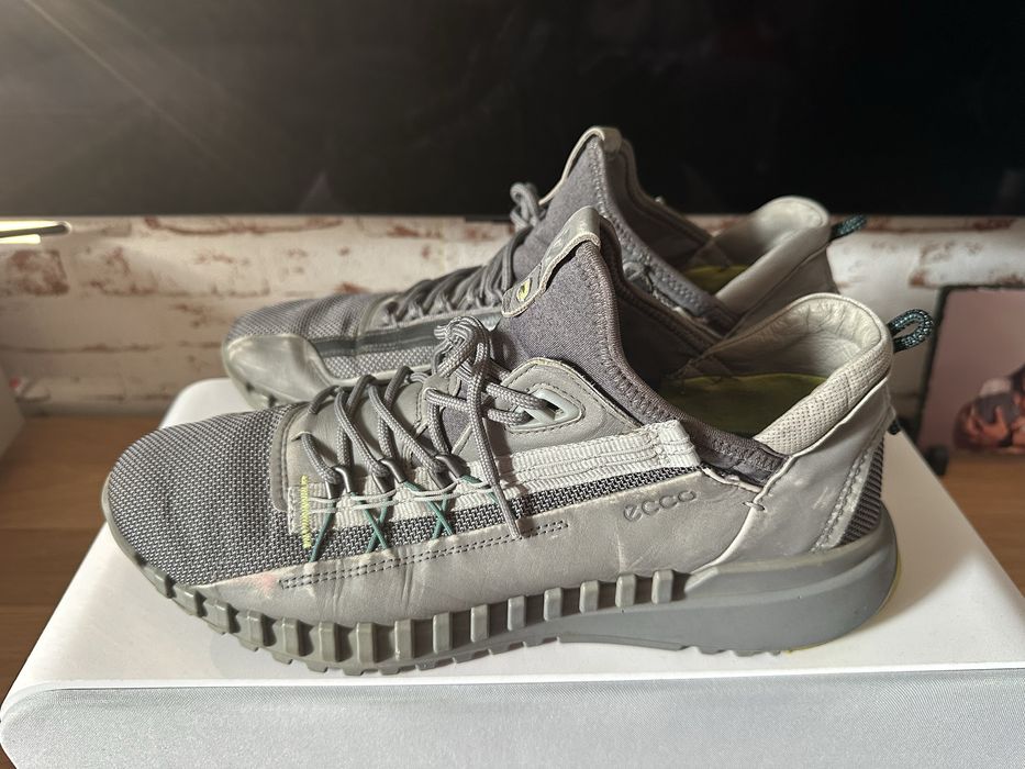 Adidasi Ecco din piele