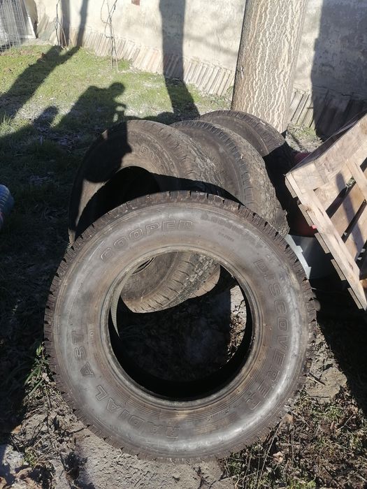Всесезонни /зимни/  гуми за бус или джип