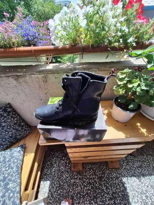 Нови мъжки работни обувки от водещи марки, номер 43