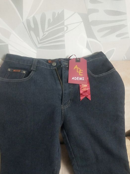 Продам зимние джинсы