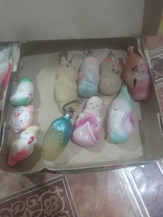 Продам новогодние игрушки.