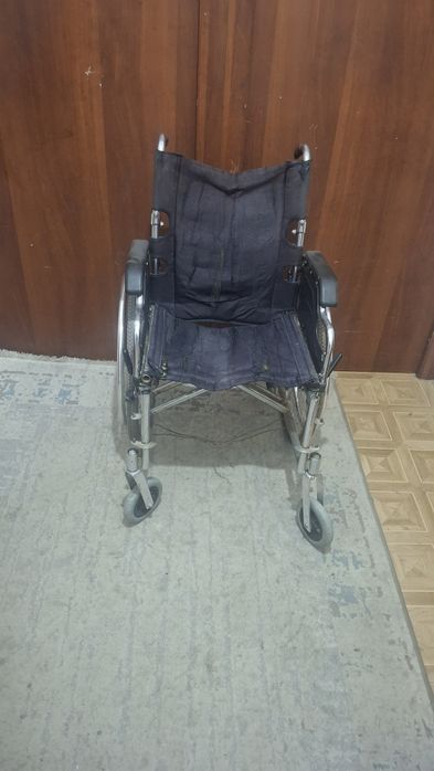 Инвалидная коляска