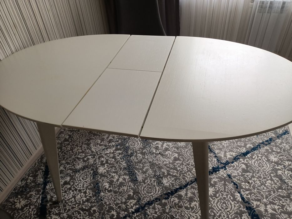 Продам стол кухонный !