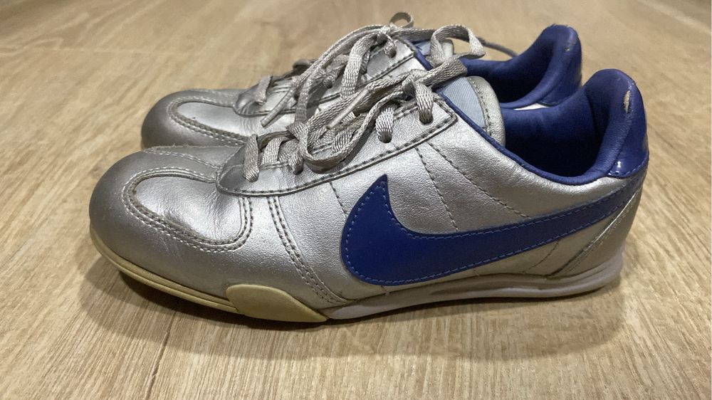 Adidasi Nike mar.29.5