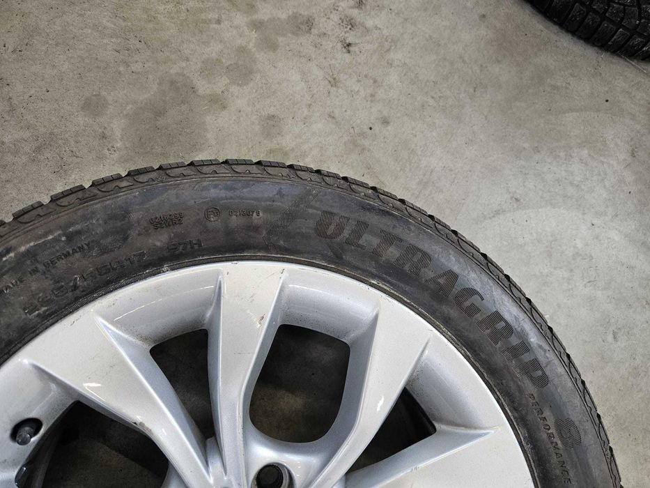 2 Anvelope IARNA 225.55.17 'Goodyear' ; stare foarte buna