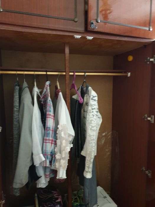 Шкаф с антрисолями