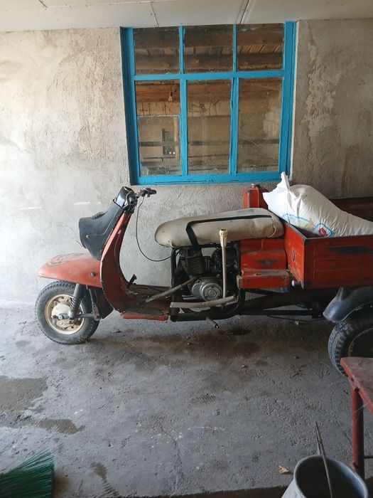 Муравей мотоцикл