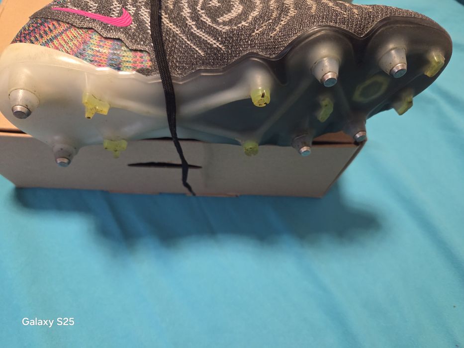 Vând Ghete Nike Phantom