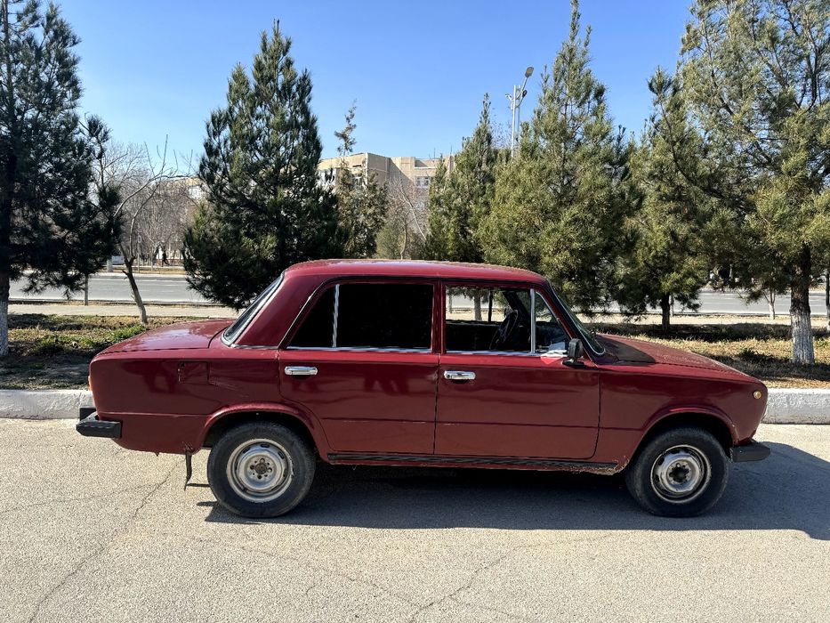 Жигули Ваз 21 01 холати яхши асвэжит болган, йили 1974,  бензин,
