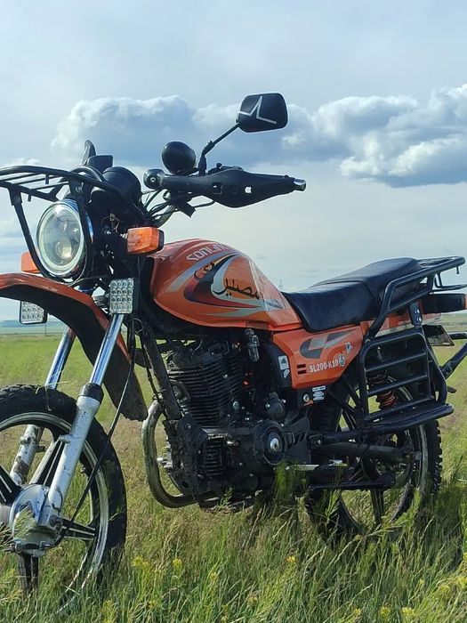 Продам мотоцикл 200куб