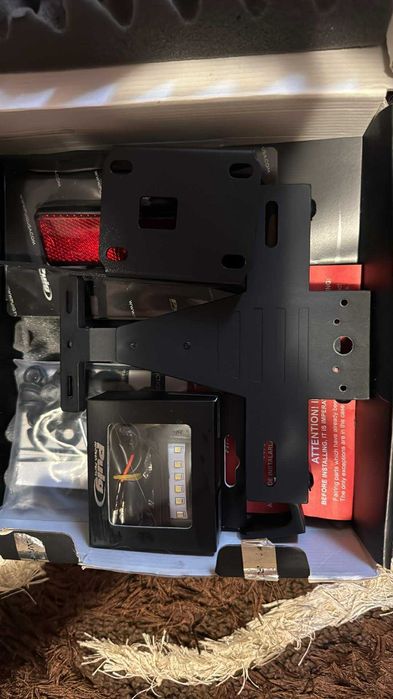 Suport pentru numar scurt Moto