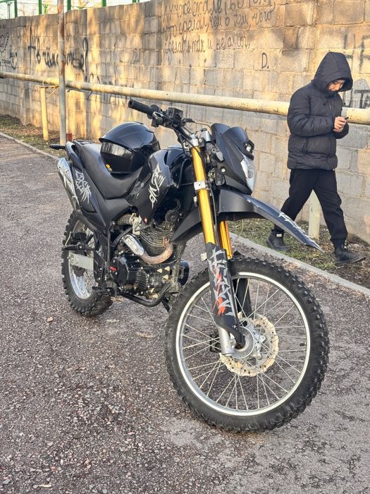 Продам эндуро B7 в хорошем состояний