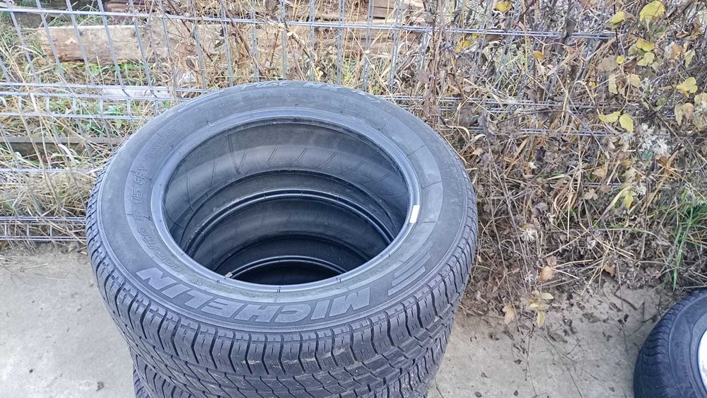 Vând pachet roți Mazda: 4x jante aliaj R15 + anvelope 195/60 R15+bonus