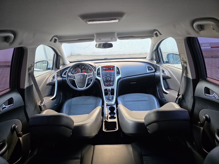 Opel Astra J 1.4 Gpl 140cp 6 trepte Navi/Pilot/A/c