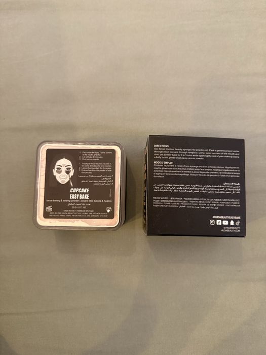 Pudra Easy Bake Huda beauty Cupcake