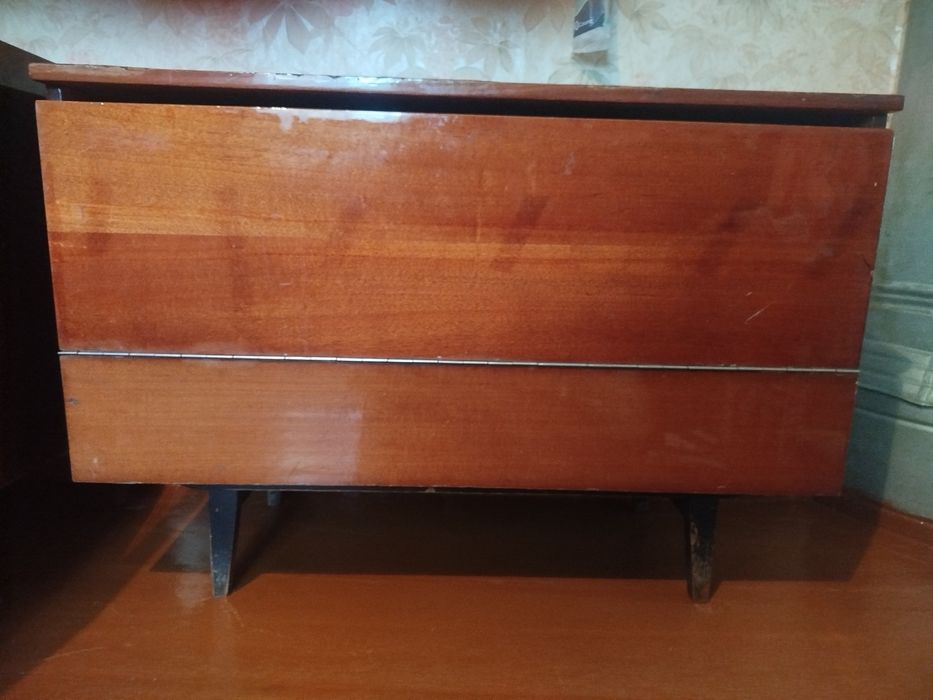 Продам тумбу б/у