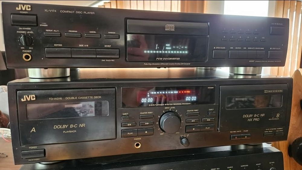 Linie JVC
Aplificator / Receiver5.1 

JVC RX-530R
Tuning range: FM, MW