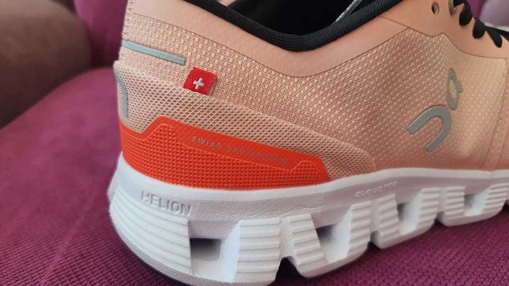 Adidasi alergare On Running Cloud Helion X3 marimea 40,5 zero km