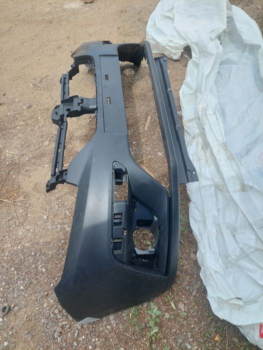 Reno Logan 2018 бампер с трещиной!!!