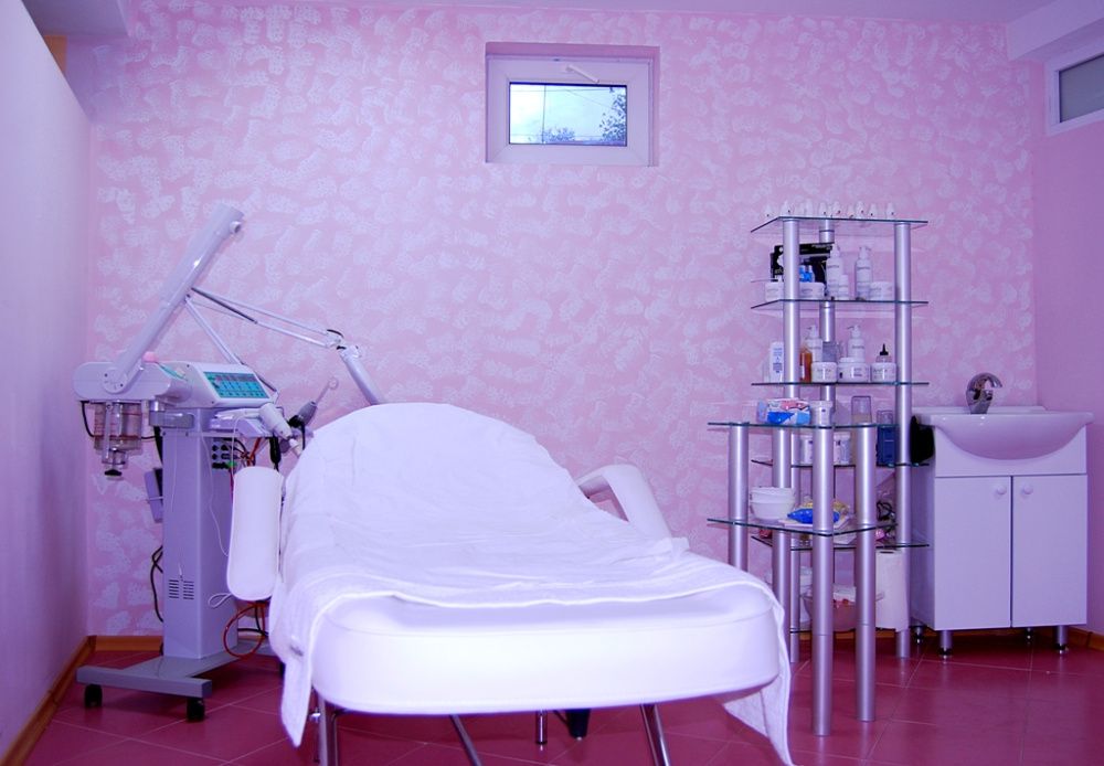 Продава се Магазин в Варна, Център - 136 кв.м за 1986 €/кв.м - Снимка #9