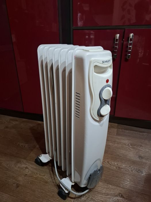 Масляный обогреватель Scarlett 2150