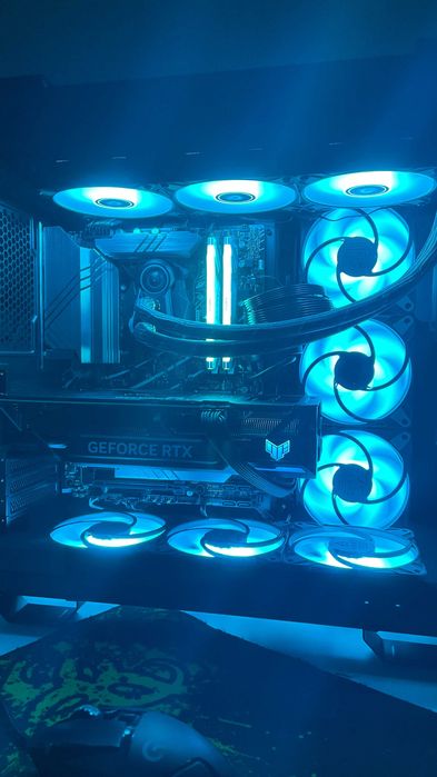 Intel Core i713700K + ASUS TUF OC Gaming GeForce RTX™ 4070 Ti 12GB