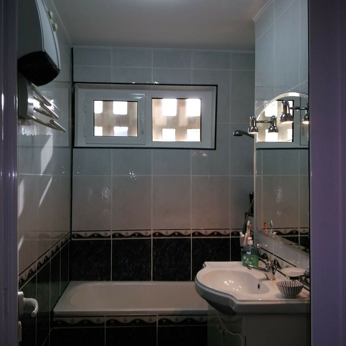 Vand apartament 2 camere zona Centrală Orșova