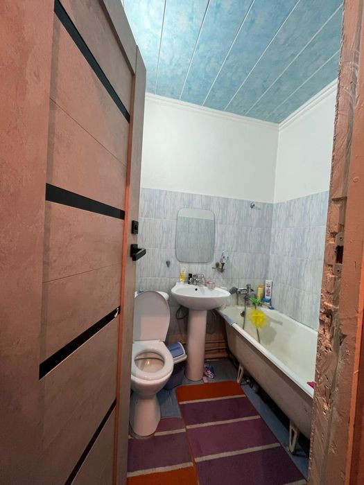 Продам 1а ком 21 микрорайон