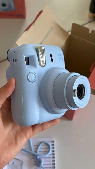 instax 12 mini.