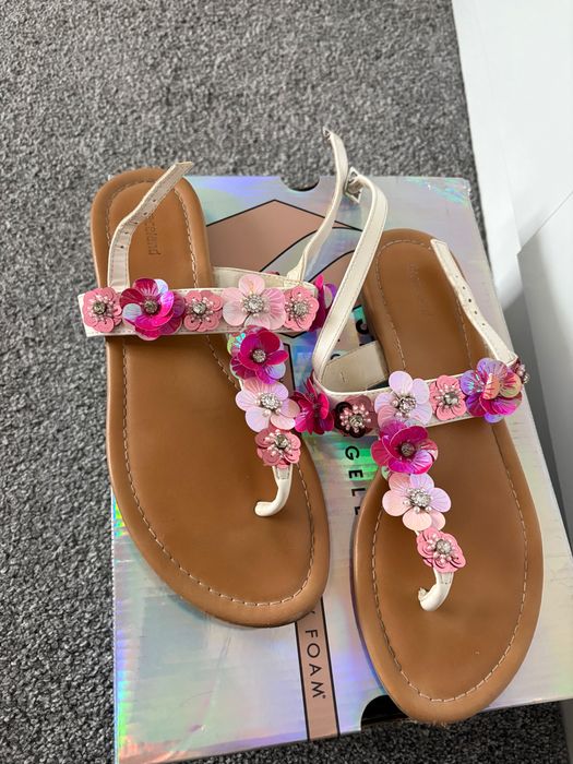 Дамски обувки Aldo, Stradivarius, Mexx, Zara